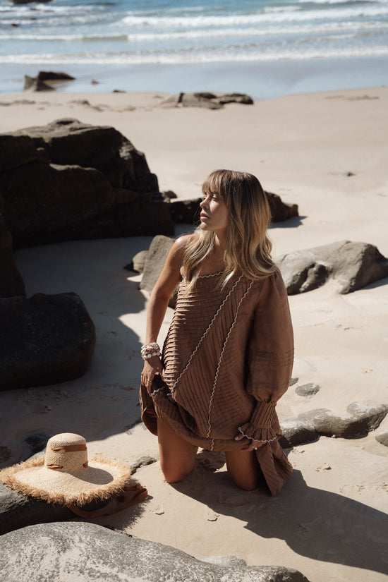 SCALLOP CHEVRON SUNDRESS • MOCHA